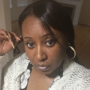 Meet your Posher, Lamesha